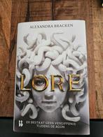 Alexandra Bracken - Lore, Boeken, Kinderboeken | Jeugd | 13 jaar en ouder, Ophalen of Verzenden, Zo goed als nieuw, Alexandra Bracken