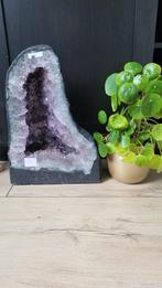 Prachtige amethist geode Brazilië KORTING, Verzamelen, Mineralen en Fossielen, Ophalen of Verzenden, Mineraal