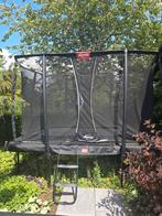 Berg trampoline ultim champion regular 330 x 220 cm zwart, Kinderen en Baby's, Speelgoed | Buiten | Trampolines, Ophalen, Zo goed als nieuw