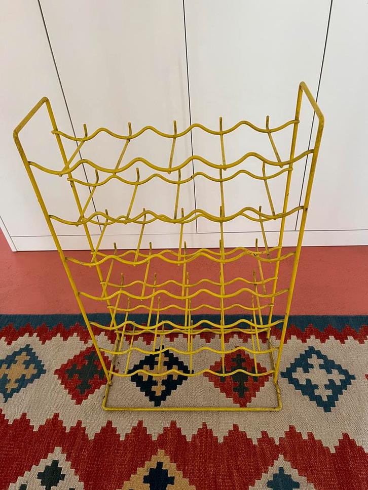 Vintage Geel Wijnrek - 35 flessen, Huis en Inrichting, Woonaccessoires | Wijnrekken, Gebruikt, 75 cm of meer, Metaal, 25 flessen of meer