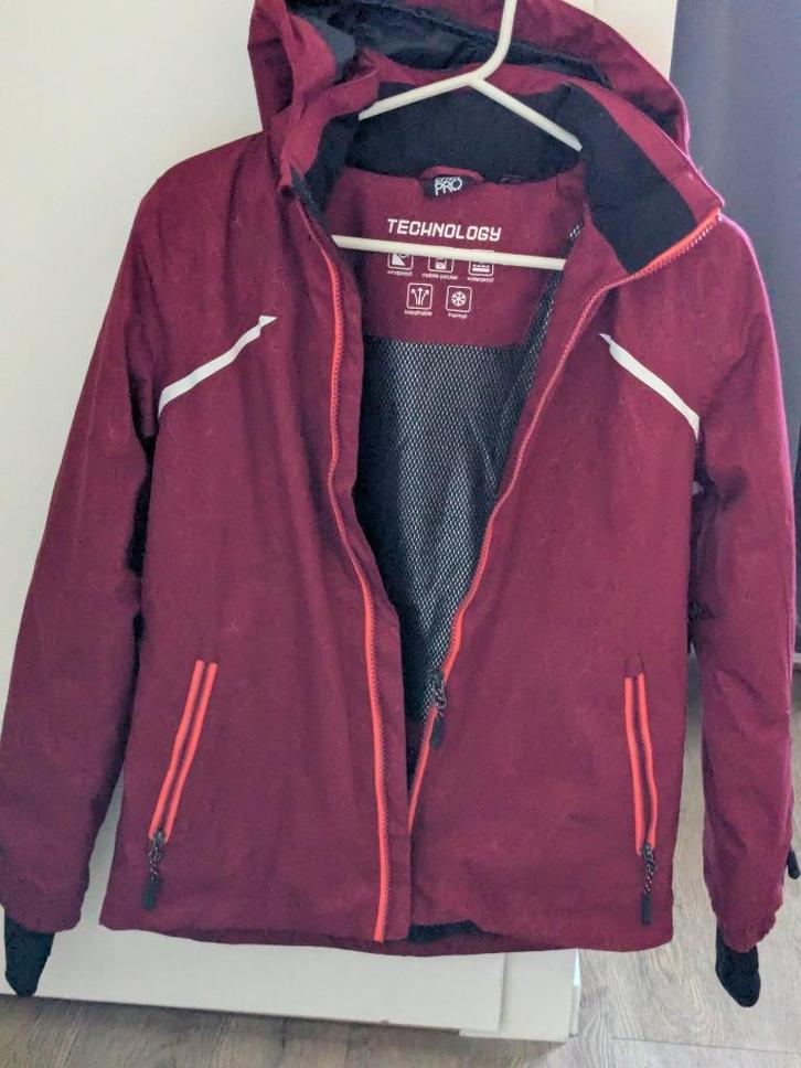 Ski jack en broek, Kinderen en Baby's, Kinderkleding | Maat 152, Gebruikt, Jongen of Meisje, Setje, Ophalen of Verzenden