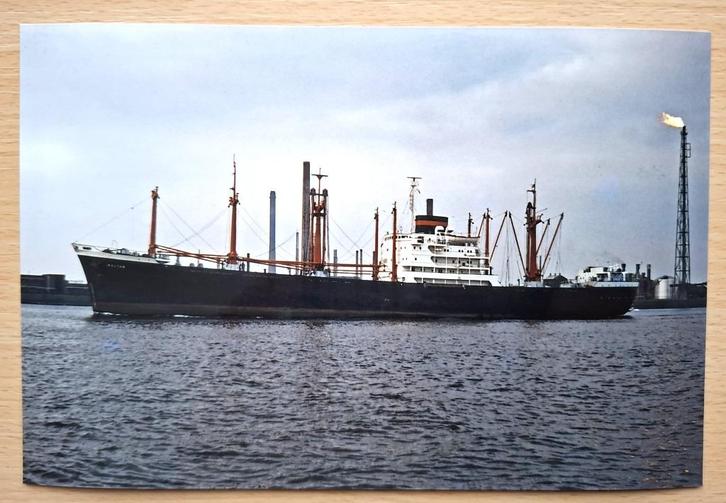Foto vrachtschip Nieuwe Waterweg bij Vlaardingen 1975, Verzamelen, Foto's en Prenten, Nieuw, Foto, Overige onderwerpen, 1960 tot 1980