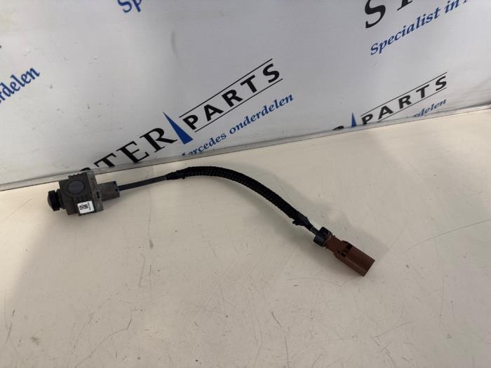 Achteruitrij Camera van een Mercedes C-Klasse, Auto-onderdelen, Elektronica en Kabels, Mercedes-Benz, Gebruikt, 3 maanden garantie