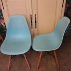 2 Scandinavische stoelen, Huis en Inrichting, Stoelen, Ophalen, Zo goed als nieuw