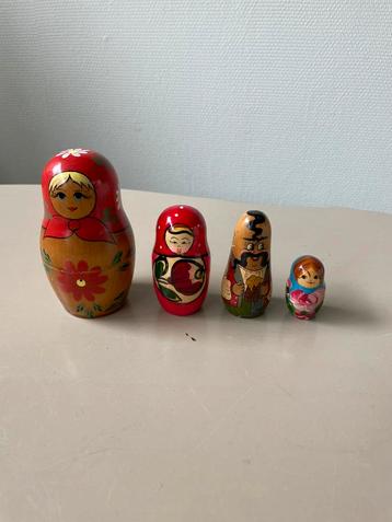 Matroesjka- eenlingen beschikbaar voor biedingen