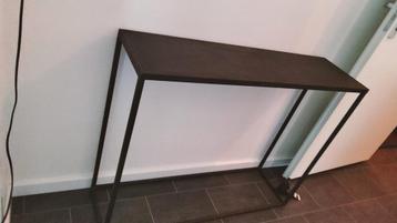 Sidetable 80 bij 70 bij 24 Metaal  beschikbaar voor biedingen