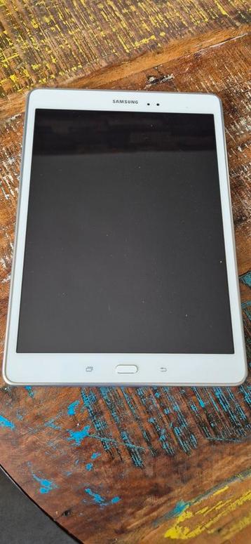 Samsung Galaxy Tab A (SM-T550) beschikbaar voor biedingen
