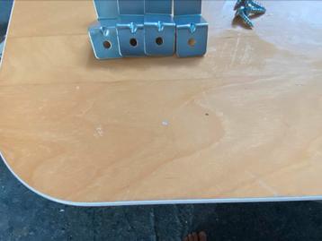 Ikea Bekant bureau wit frame, houtkleurig blad 160*80 cm - afbeelding 5