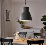 2 hanglampen taupe (eettafel?), Huis en Inrichting, Lampen | Hanglampen, Minder dan 50 cm, Nieuw, Industrieel, Metaal