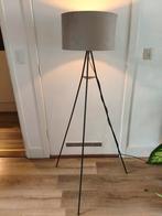 Staande lamp, Huis en Inrichting, Lampen | Vloerlampen, Ophalen, Zo goed als nieuw, 150 tot 200 cm