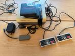 NES + Games: Super Mario, Duck Hunt. + Adapter & RF Switch, Spelcomputers en Games, Gebruikt, 1 speler, Ophalen of Verzenden, Vanaf 3 jaar