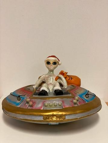 Alien Santa Spaceship *Uniek* beschikbaar voor biedingen