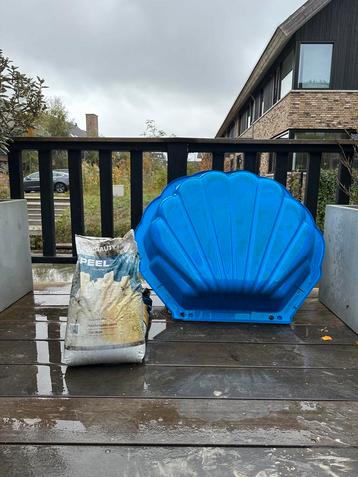 Blauwe Schelp Zandbak + Zand - Gratis! beschikbaar voor biedingen
