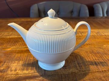 Wedgwood Windsor theepot. beschikbaar voor biedingen