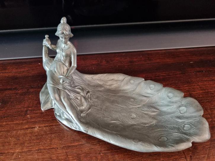 Art Nouveau Zilvertinnen Sieradenschaaltje Anno 1890 - 1914., Antiek en Kunst, Antiek | Tin, Ophalen of Verzenden