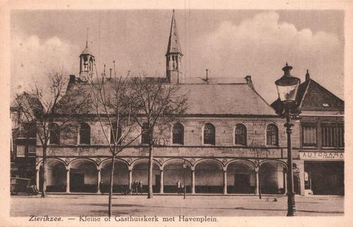 Zierikzee, Gasthuiskerk met Havenplein  129176, Verzamelen, Ansichtkaarten | Nederland, Ongelopen, Zeeland, Ophalen of Verzenden