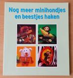 Nog Meer Minihondjes en Beestjes Haken –C. Krukkert ea -2012, Hobby en Vrije tijd, Breien en Haken, Patroon of Boek, Gebruikt