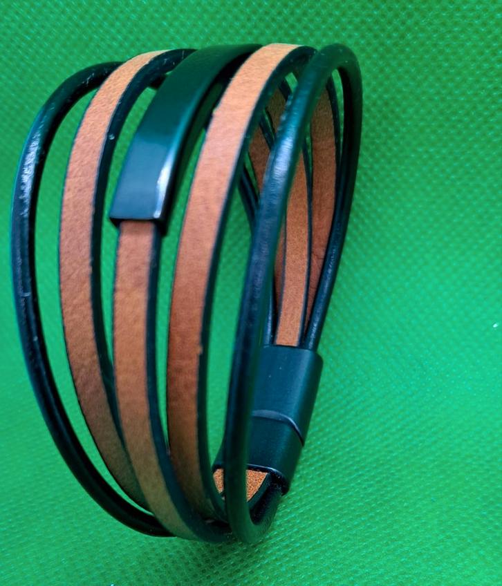 Lederen armbandje 21 cm, Sieraden, Tassen en Uiterlijk, Armbanden, Ophalen of Verzenden