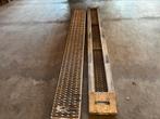 Aluminium oprijplaten rijplaten gebruikt 250x30 Saris 2800kg, Ophalen, Zo goed als nieuw