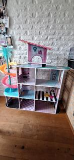 LOL poppenhuis., Kinderen en Baby's, Ophalen of Verzenden, Zo goed als nieuw, Poppenhuis