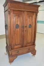 Teakhouten koloniale grote kast en vitrinekast, Huis en Inrichting, Kasten | Vitrinekasten, Ophalen, Gebruikt, 200 cm of meer