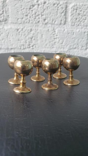 6 Stuks Goud Messing Miniatuur Glazen of Kandelaartjes beschikbaar voor biedingen