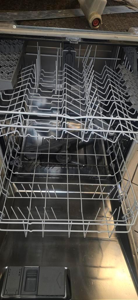 Siemens inbouw vaatwasser met garantie, Witgoed en Apparatuur, Vaatwasmachines, Zo goed als nieuw, Inbouw, Minder dan 85 cm, Ophalen