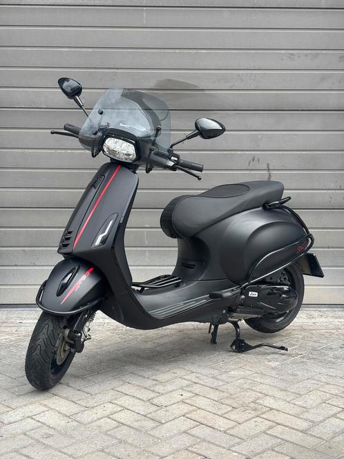 Vespa Sprint 125CC A1 | AKRA | LEVEL 10| CUSTOM | GARANTIE, Fietsen en Brommers, Scooters | Vespa, Zo goed als nieuw, Overige modellen