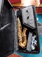 Te koop altsax met clarinet in een koffer., Muziek en Instrumenten, Ophalen, Zo goed als nieuw, Alt