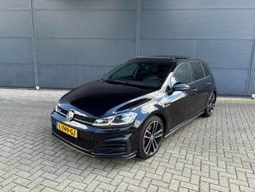 Volkswagen Golf 7.5 GTD TDI DSG 2017 Zwart beschikbaar voor biedingen