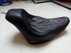 Saddlemen zadel Softail solo tattoo 06-17 FXST, 07-17 FLSTF, Motoren, Onderdelen | Harley-Davidson, Ophalen of Verzenden, Saddlemen