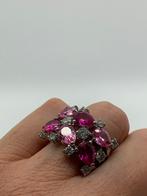 Z101 Prachtige zilveren ring roze edelstenen maat 19, 19 tot 20, Ophalen of Verzenden, Zo goed als nieuw, X
