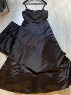 Zwarte avondjurk met stola maat 14 (42/44), Kleding | Dames, Gelegenheidskleding, Galajurk, Zwart, Maat 42/44 (L), Ophalen of Verzenden