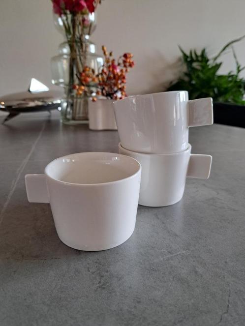 DEAGourmet Geo kopjes, wit porselein, dicht oor, minimalisme, Huis en Inrichting, Keuken | Servies, Zo goed als nieuw, Kop(pen) en/of Schotel(s)