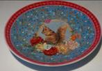 Rond schaaltje/bordje met Eekhoorn van AH. Drsn.17,5 cm., Ophalen of Verzenden, Overige stijlen, Porselein, Schaal of Schalen