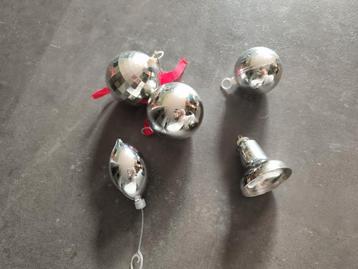 Vintage (Retro) Kunststof Kerstballen - Jaren 60 beschikbaar voor biedingen