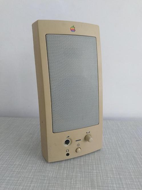 1993 AppleDesign Powered Speaker (main speaker), Audio, Tv en Foto, Luidsprekers, Gebruikt, Front, Rear of Stereo speakers, Minder dan 60 watt