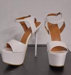 Witte Stiletto's, 39, Kleding | Dames, Schoenen, Ophalen of Verzenden, Schoenen met hoge hakken, Wit, Zo goed als nieuw