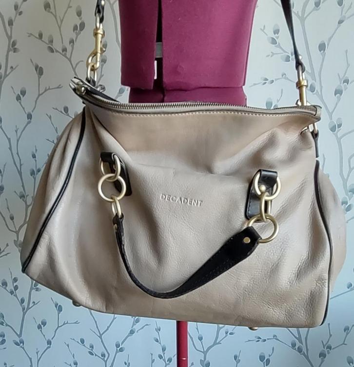 DECADENT Beige, 100 % Leren Hand/Schoudertas, Sieraden, Tassen en Uiterlijk, Tassen | Schoudertassen, Zo goed als nieuw, Overige merken