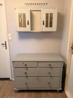 Gratis ophalen oude commode met originele glazen knoppen., Antiek en Kunst, Ophalen