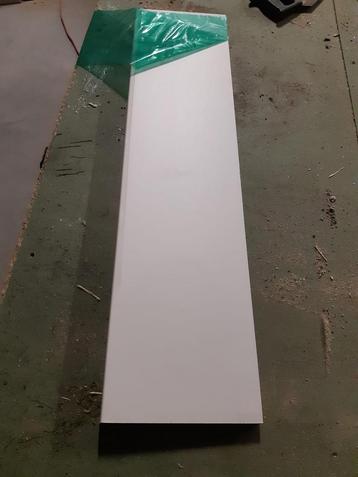 Nieuwe kunststof vensterbanken lengte 90 cm beschikbaar voor biedingen