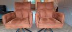 2 draaibare eetkamerstoelen microleder cognac, 2 jaar oud, Huis en Inrichting, Stoelen, Twee, Bruin, Zo goed als nieuw, Ophalen