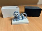 Beeldje ING leeuw, Delfts blauw, uit Schoonhoven, Verzamelen, Beelden en Beeldjes, Ophalen of Verzenden, Zo goed als nieuw, Dier