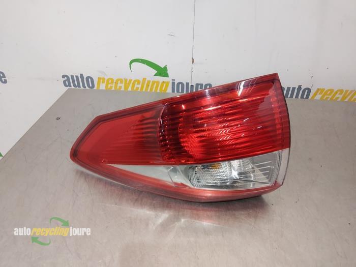Achterlicht rechts van een Ford C-Max, Auto-onderdelen, Verlichting, Ford, Gebruikt, 3 maanden garantie