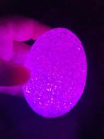 Zo goed als nieuw 4 lichtgevende ballen/ei, Ophalen of Verzenden, Zo goed als nieuw