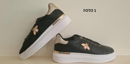 Opruiming alle dames sneakers, nieuw in doos nu voor € 19.99, Kleding | Dames, Schoenen, Nieuw, Sneakers of Gympen, Ophalen of Verzenden