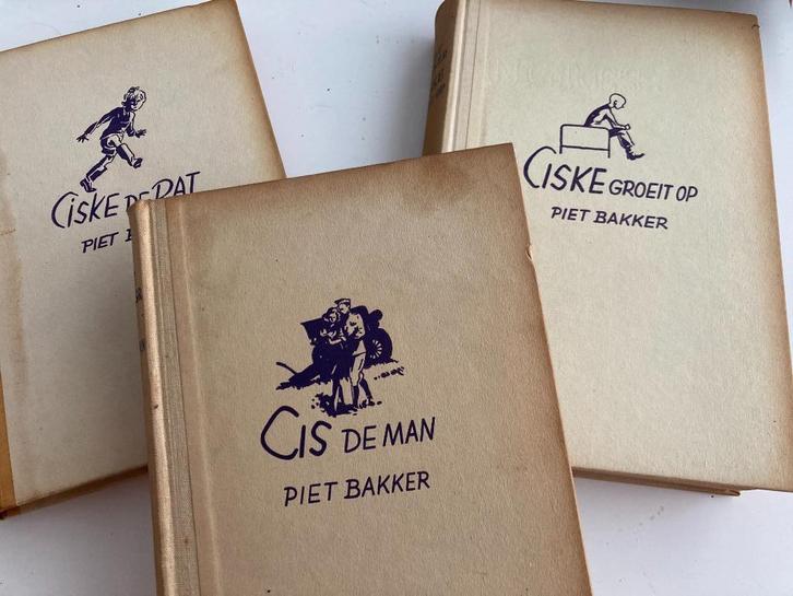 Complete Ciske de Rat trilogie uit 1948 (V023), Boeken, Literatuur, Gelezen, Nederland, Ophalen of Verzenden