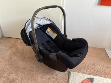 Autostoel nuna met isofix beschikbaar voor biedingen