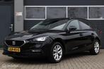 Seat Leon ST 1.0 EcoTSI Style Business Intense PANORAMA AUTO, Leon, Zwart, 690 kg, 3 cilinders