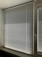 Horizontale jaloezie 25mm licht grijs, Ophalen, 100 tot 150 cm, Nieuw, 50 tot 100 cm